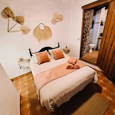 Bed & Breakfast Burros Totalan